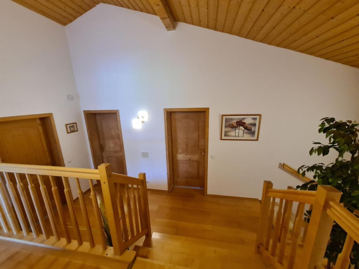 Schoenes Ferienhaus Am Herrenberg برين ام شيميسي المظهر الخارجي الصورة